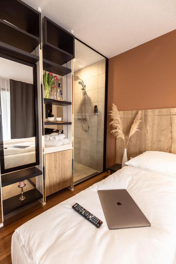 24Seven Hotel ชวาบาค ภายนอก รูปภาพ