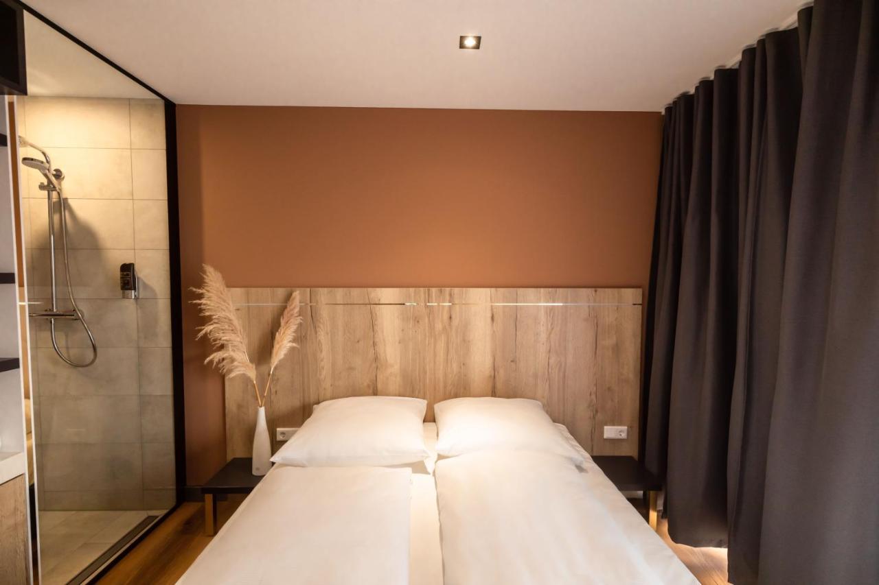 24Seven Hotel ชวาบาค ภายนอก รูปภาพ